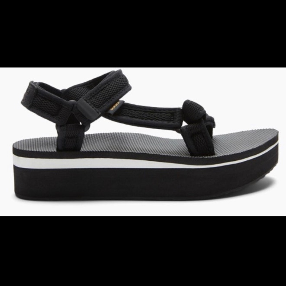 Women's mesh platform Teva sandals